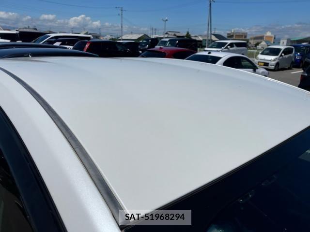 Toyota PRIUS ALPHA 2015-02 8316565-4