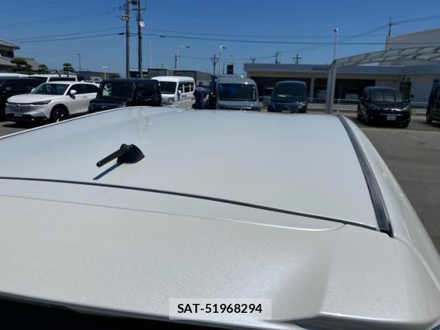 Toyota PRIUS ALPHA 2015-02 8316565-5