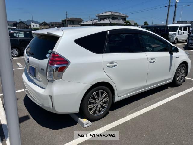 Toyota PRIUS ALPHA 2015-02 8316565-6