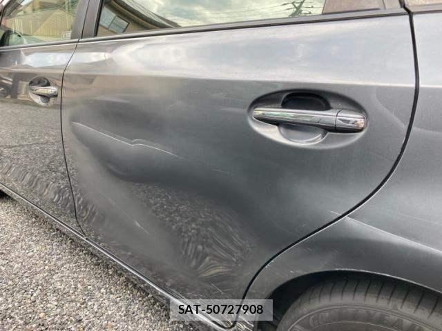 Toyota PRIUS ALPHA 2013-12 8316580-25