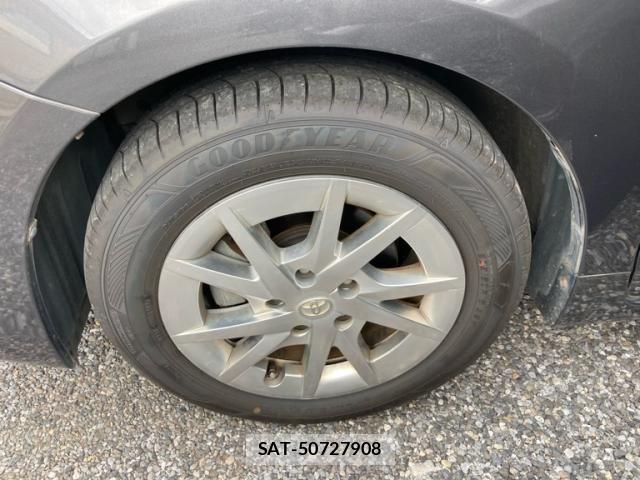Toyota PRIUS ALPHA 2013-12 8316580-8