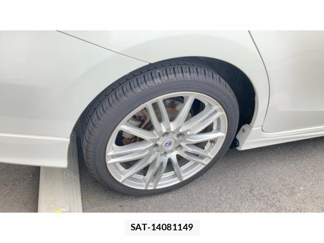 Toyota PRIUS ALPHA 2011-12 8316593-5