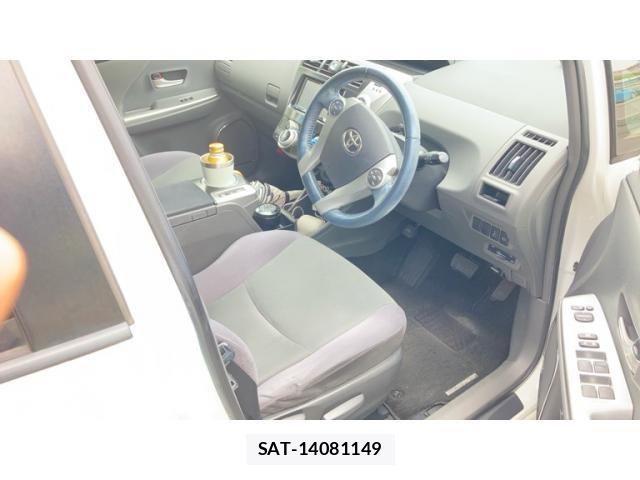 Toyota PRIUS ALPHA 2011-12 8316593-8