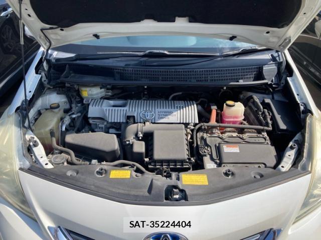 Toyota PRIUS ALPHA 2013-10 8316579-2