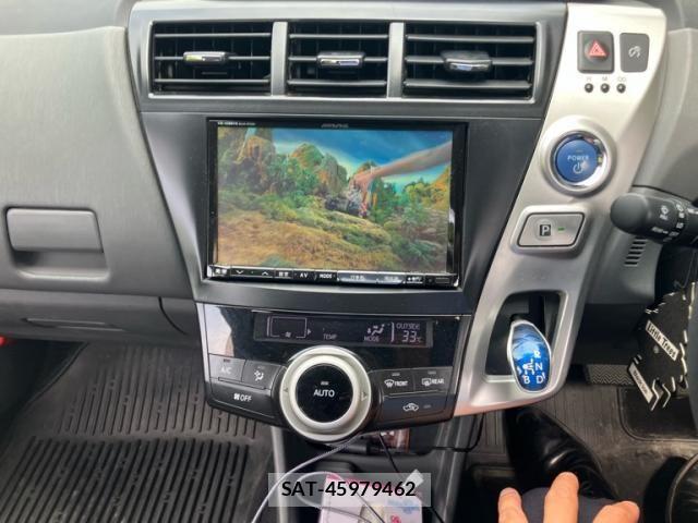 Toyota PRIUS ALPHA 2012-10 8316590-17
