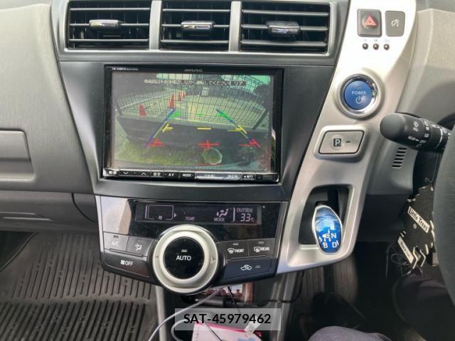 Toyota PRIUS ALPHA 2012-10 8316590-18