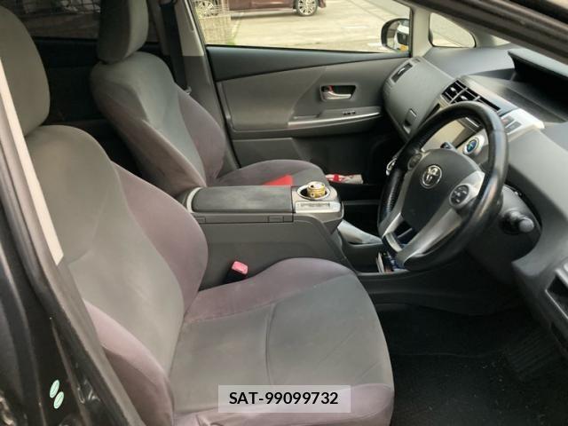 Toyota PRIUS ALPHA 2013-03 8316570-11
