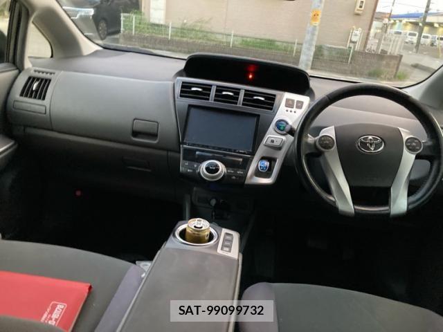 Toyota PRIUS ALPHA 2013-03 8316570-13