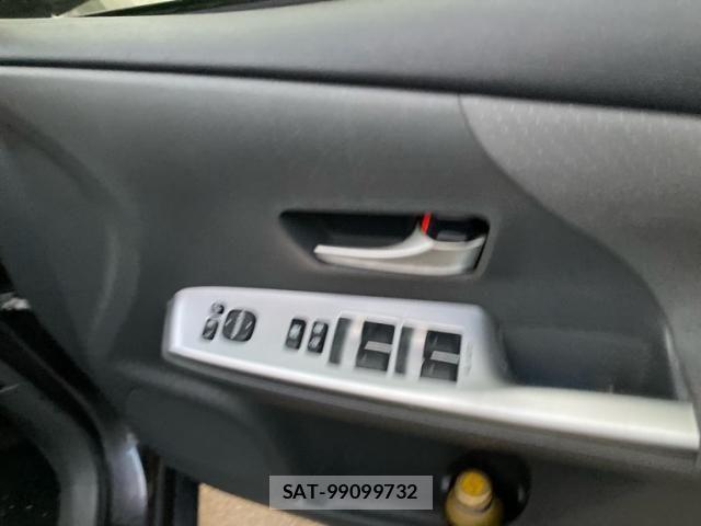 Toyota PRIUS ALPHA 2013-03 8316570-14