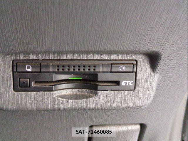 Toyota PRIUS ALPHA 2013-05 8316577-13