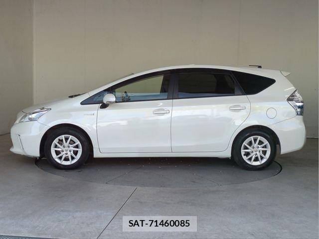 Toyota PRIUS ALPHA 2013-05 8316577-19