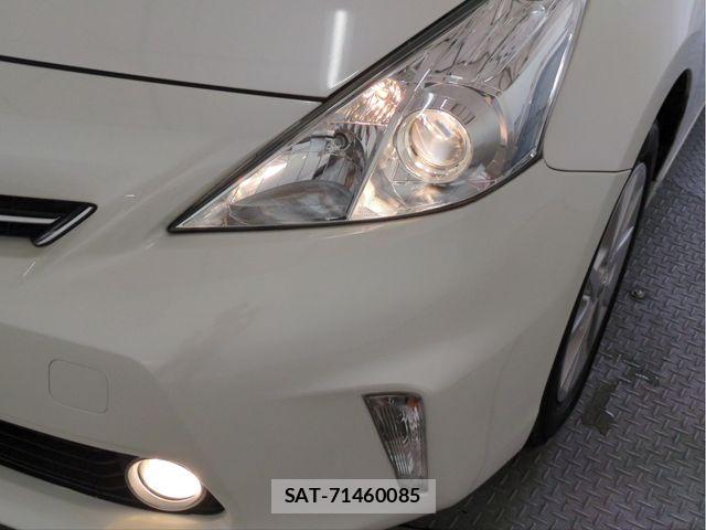 Toyota PRIUS ALPHA 2013-05 8316577-20