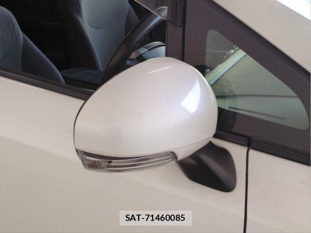 Toyota PRIUS ALPHA 2013-05 8316577-21
