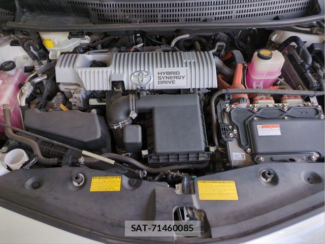 Toyota PRIUS ALPHA 2013-05 8316577-23