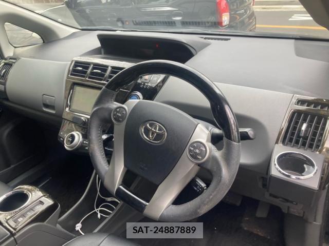 Toyota PRIUS ALPHA 2013-05 8337515-10