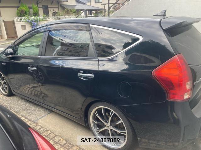 Toyota PRIUS ALPHA 2013-05 8337515-7