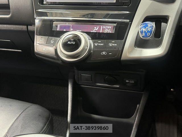 Toyota PRIUS ALPHA 2015-07 8337498-13