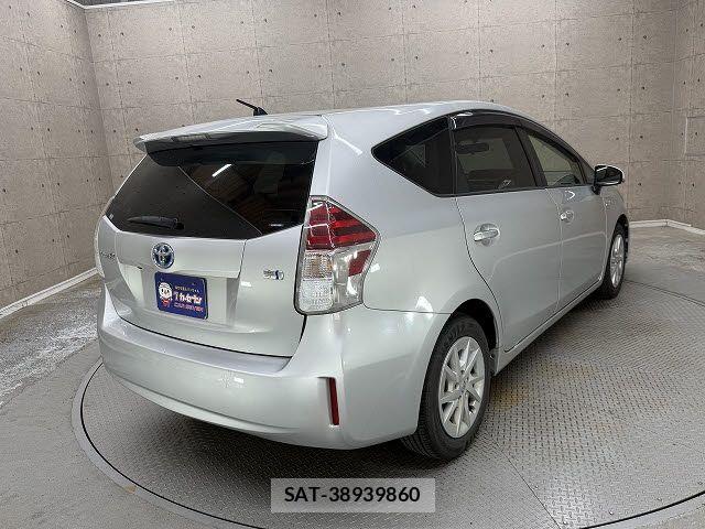 Toyota PRIUS ALPHA 2015-07 8337498-3
