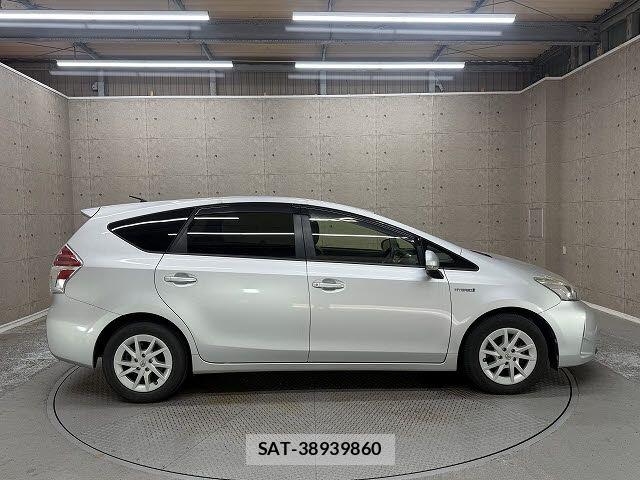 Toyota PRIUS ALPHA 2015-07 8337498-5