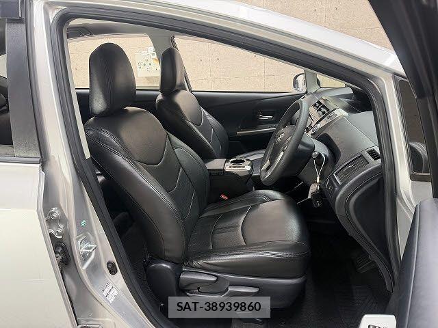Toyota PRIUS ALPHA 2015-07 8337498-7