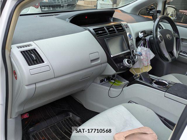 Toyota PRIUS ALPHA 2012-08 8337501-7
