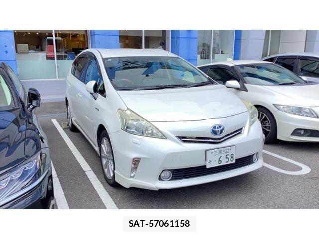Toyota PRIUS ALPHA 2013-03 8337512-0
