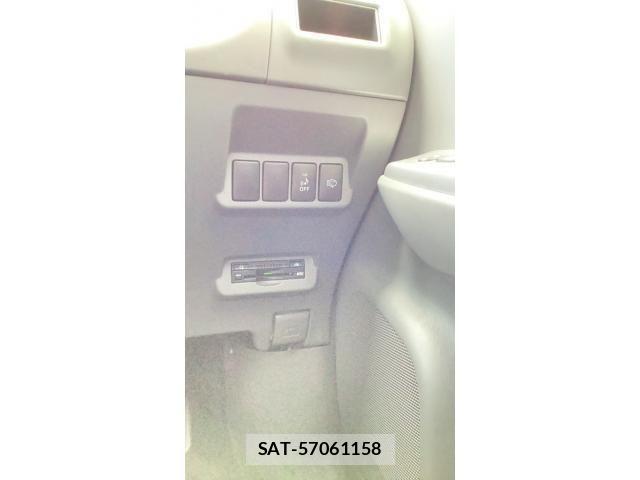 Toyota PRIUS ALPHA 2013-03 8337512-11