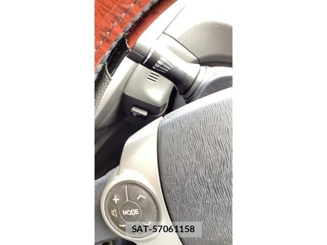 Toyota PRIUS ALPHA 2013-03 8337512-15