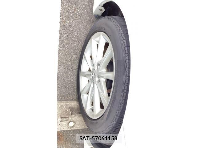 Toyota PRIUS ALPHA 2013-03 8337512-3