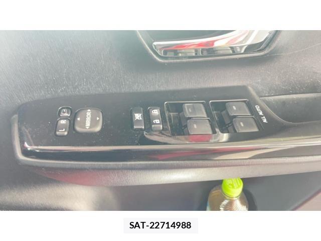 Toyota PRIUS ALPHA 2015-07 8337509-13