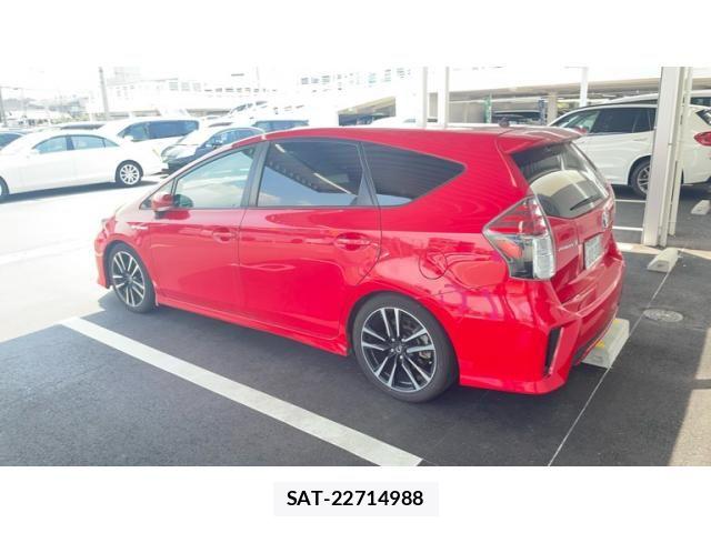 Toyota PRIUS ALPHA 2015-07 8337509-1