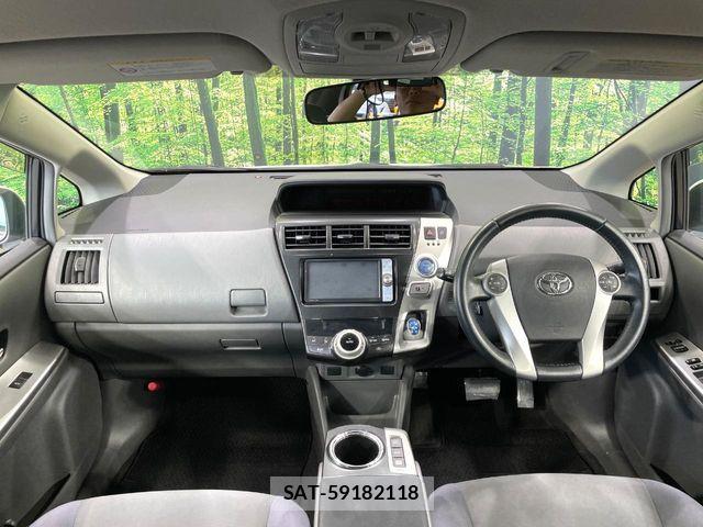 Toyota PRIUS ALPHA 2011-09 8337500-1