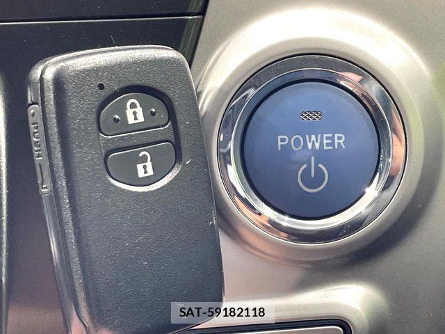 Toyota PRIUS ALPHA 2011-09 8337500-6
