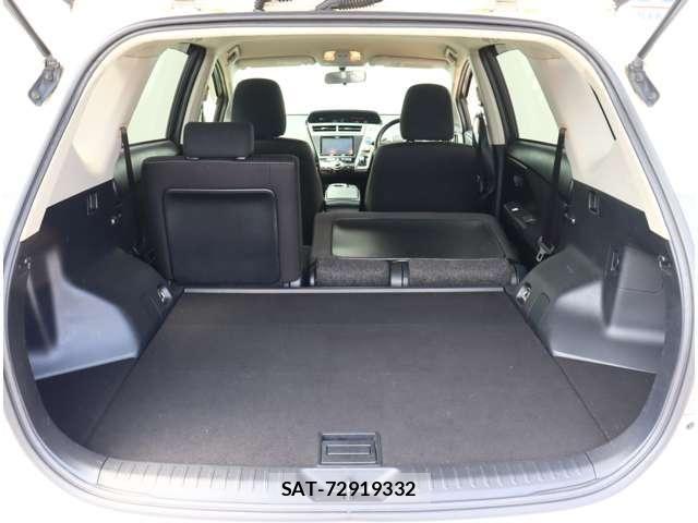 Toyota PRIUS ALPHA 2016-12 8337499-7