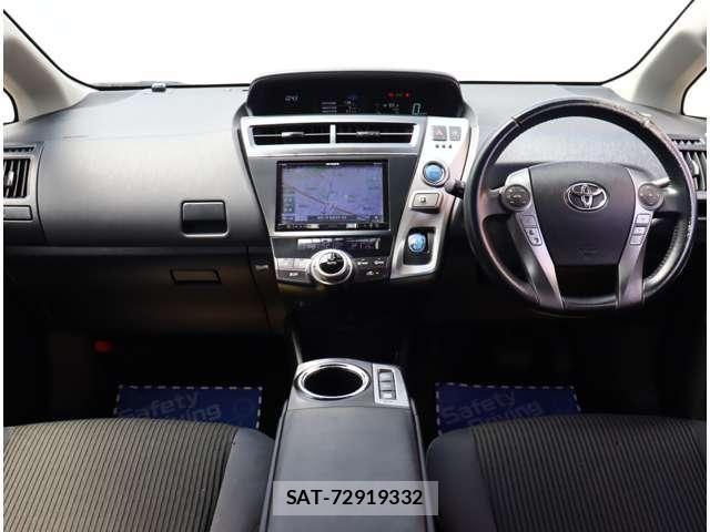Toyota PRIUS ALPHA 2016-12 8337499-1