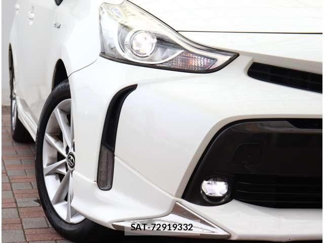 Toyota PRIUS ALPHA 2016-12 8337499-26