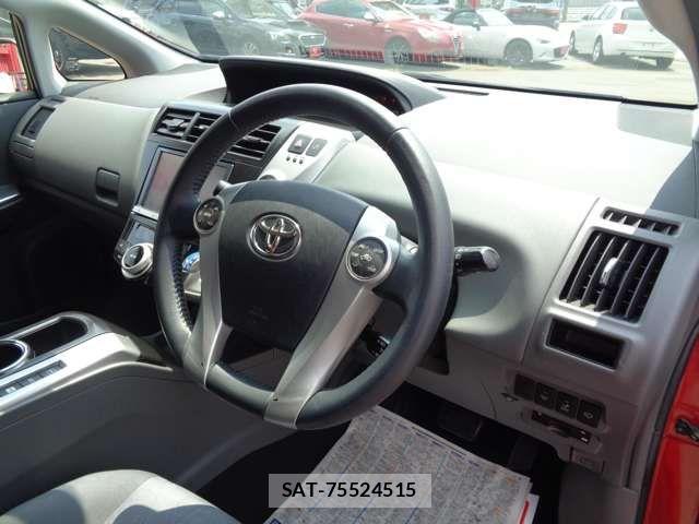 Toyota PRIUS ALPHA 2013-06 8337511-10