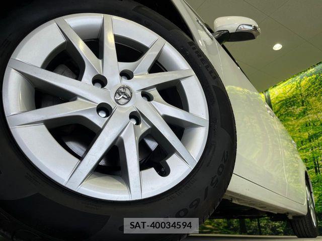 Toyota PRIUS ALPHA 2014-03 8337510-12