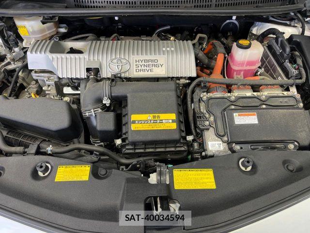 Toyota PRIUS ALPHA 2014-03 8337510-17
