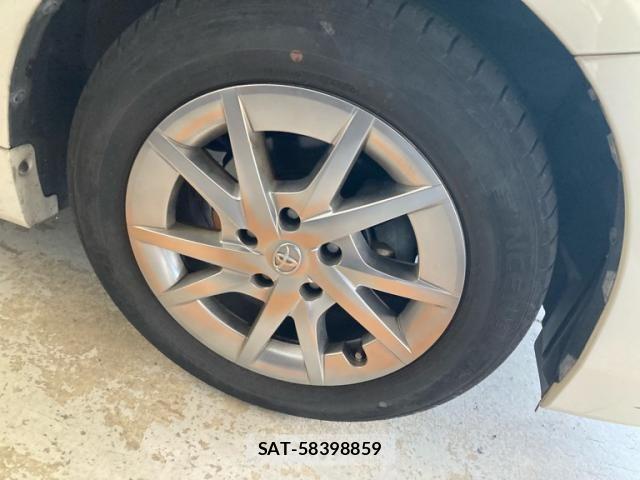 Toyota PRIUS ALPHA 2018-11 8337497-14
