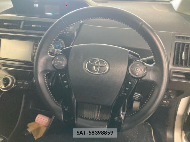 Toyota PRIUS ALPHA 2018-11 8337497-17
