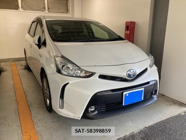 Toyota PRIUS ALPHA 2018-11 8337497-1