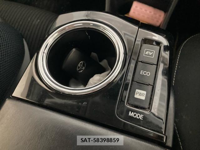 Toyota PRIUS ALPHA 2018-11 8337497-24