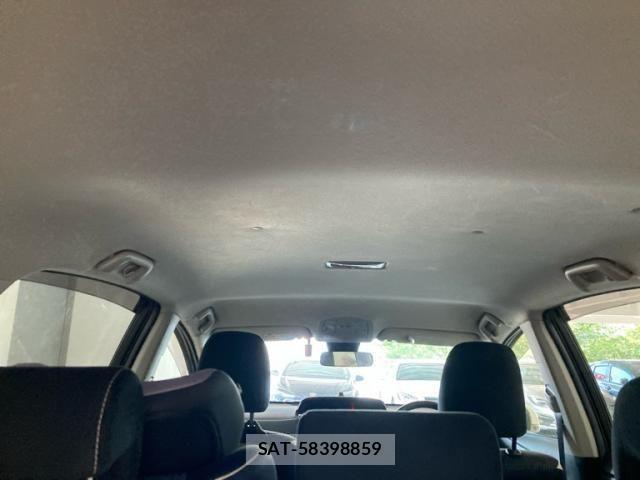 Toyota PRIUS ALPHA 2018-11 8337497-7