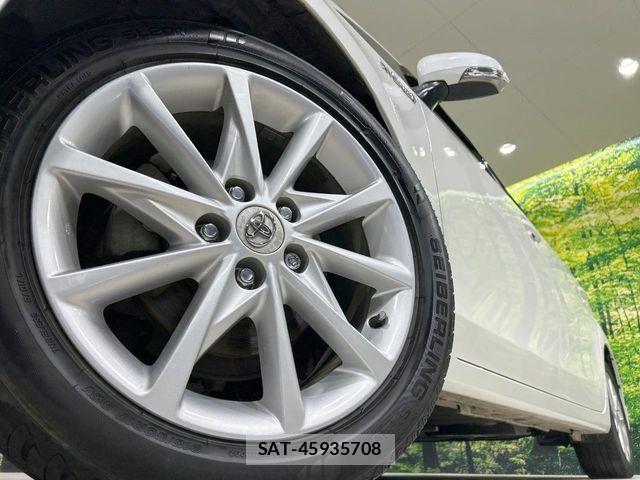 Toyota PRIUS ALPHA 2012-03 8337513-12