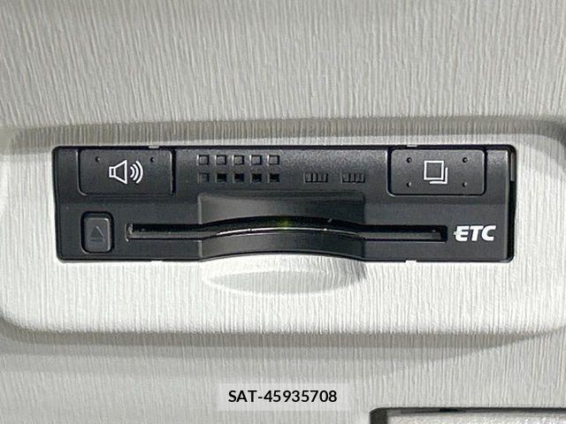 Toyota PRIUS ALPHA 2012-03 8337513-6