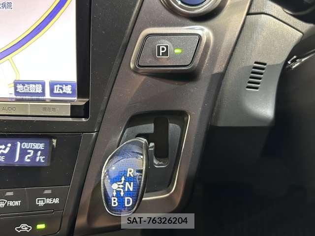 Toyota PRIUS ALPHA 2014-11 8337502-14