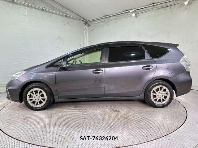Toyota PRIUS ALPHA 2014-11 8337502-7