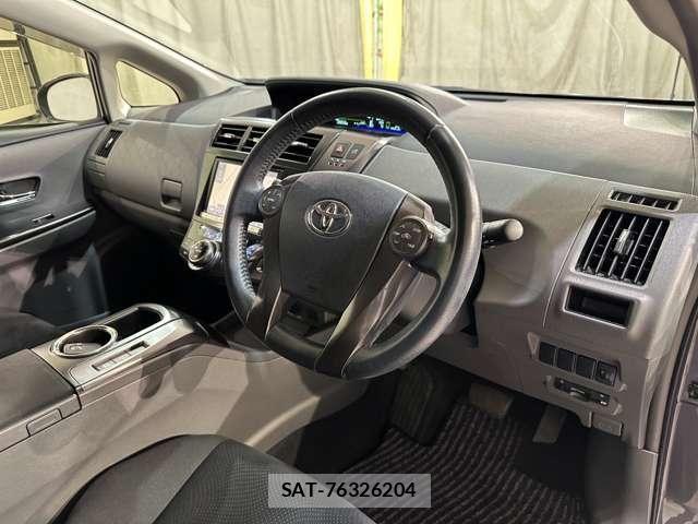 Toyota PRIUS ALPHA 2014-11 8337502-8