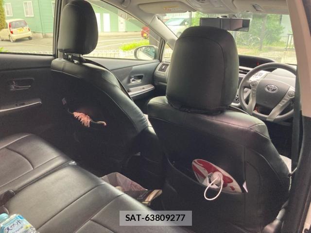 Toyota PRIUS ALPHA 2017-03 8334500-18